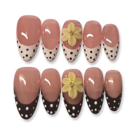 Home retro dot blossom